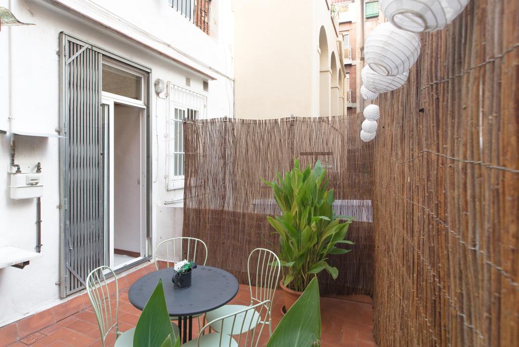 Sweet Bcn Apartments Barcelona Eksteriør bilde